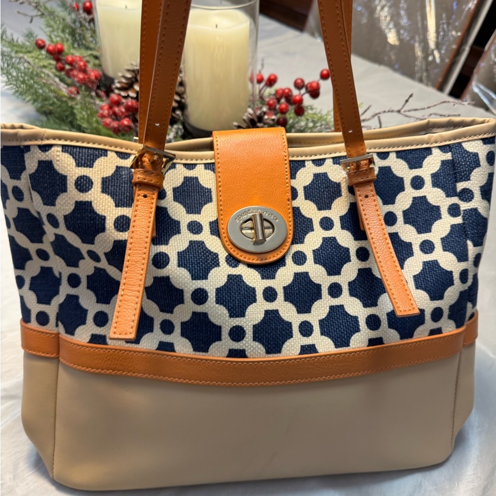 Stylish Spartina Navy and Tan Bag